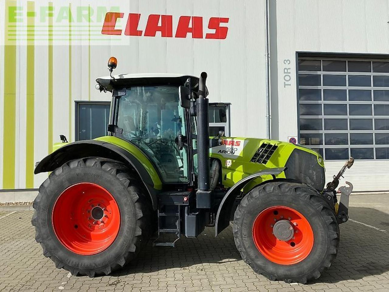 CLAAS arion 650 hexashift cis HEXASHIFT CIS - Tracteur agricole: photos 1 CLAAS arion 650 hexashift cis HEXASHIFT CIS - Tracteur agricole: photos 1