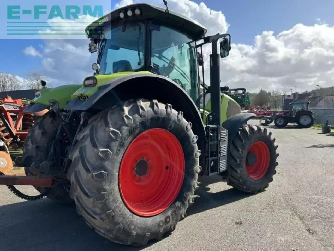 CLAAS axion 800 - Tracteur agricole: photos 3 CLAAS axion 800 - Tracteur agricole: photos 3