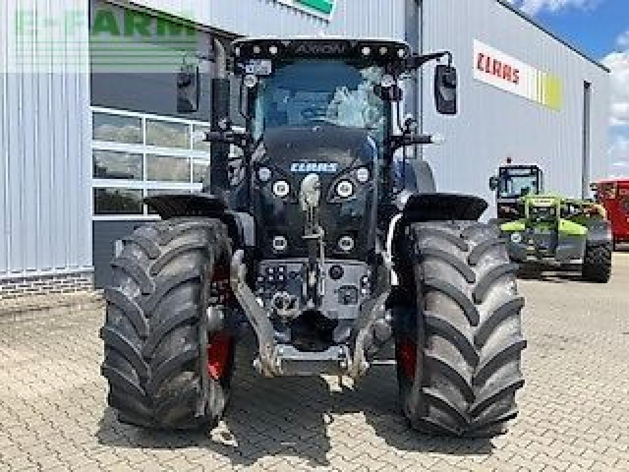 CLAAS axion 810 cebis cmatic CMATIC CEBIS - Tracteur agricole: photos 3 CLAAS axion 810 cebis cmatic CMATIC CEBIS - Tracteur agricole: photos 3