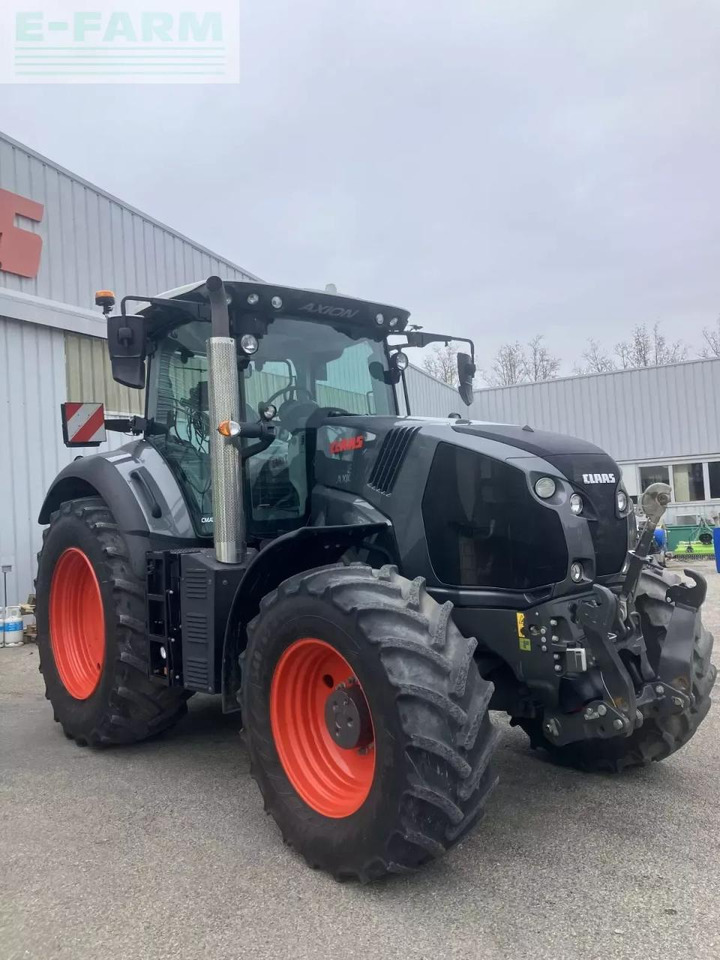 CLAAS axion 810 cmatic s5 cis CMATIC CIS - Tracteur agricole: photos 2 CLAAS axion 810 cmatic s5 cis CMATIC CIS - Tracteur agricole: photos 2