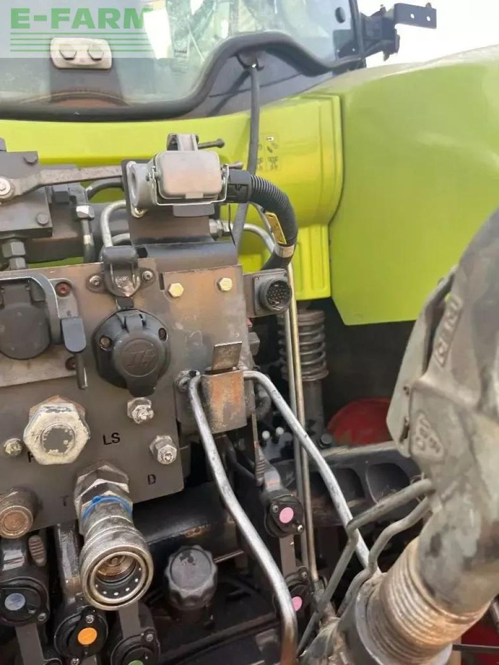 Tracteur agricole CLAAS axion 830 cmatic CMATIC: photos 8