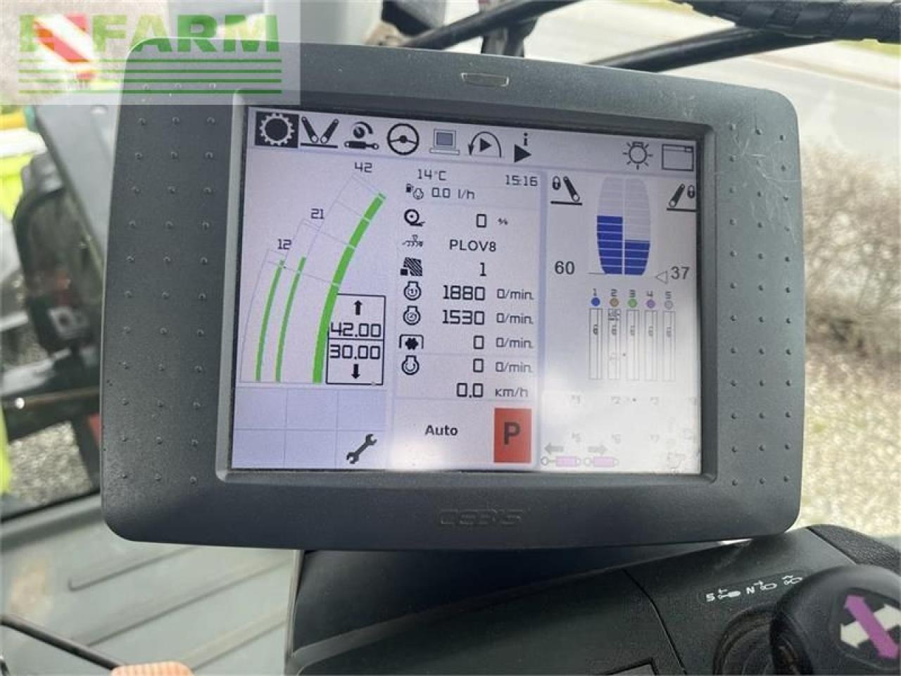 Tracteur agricole CLAAS axion 850 cmatic nye dæk CMATIC: photos 11