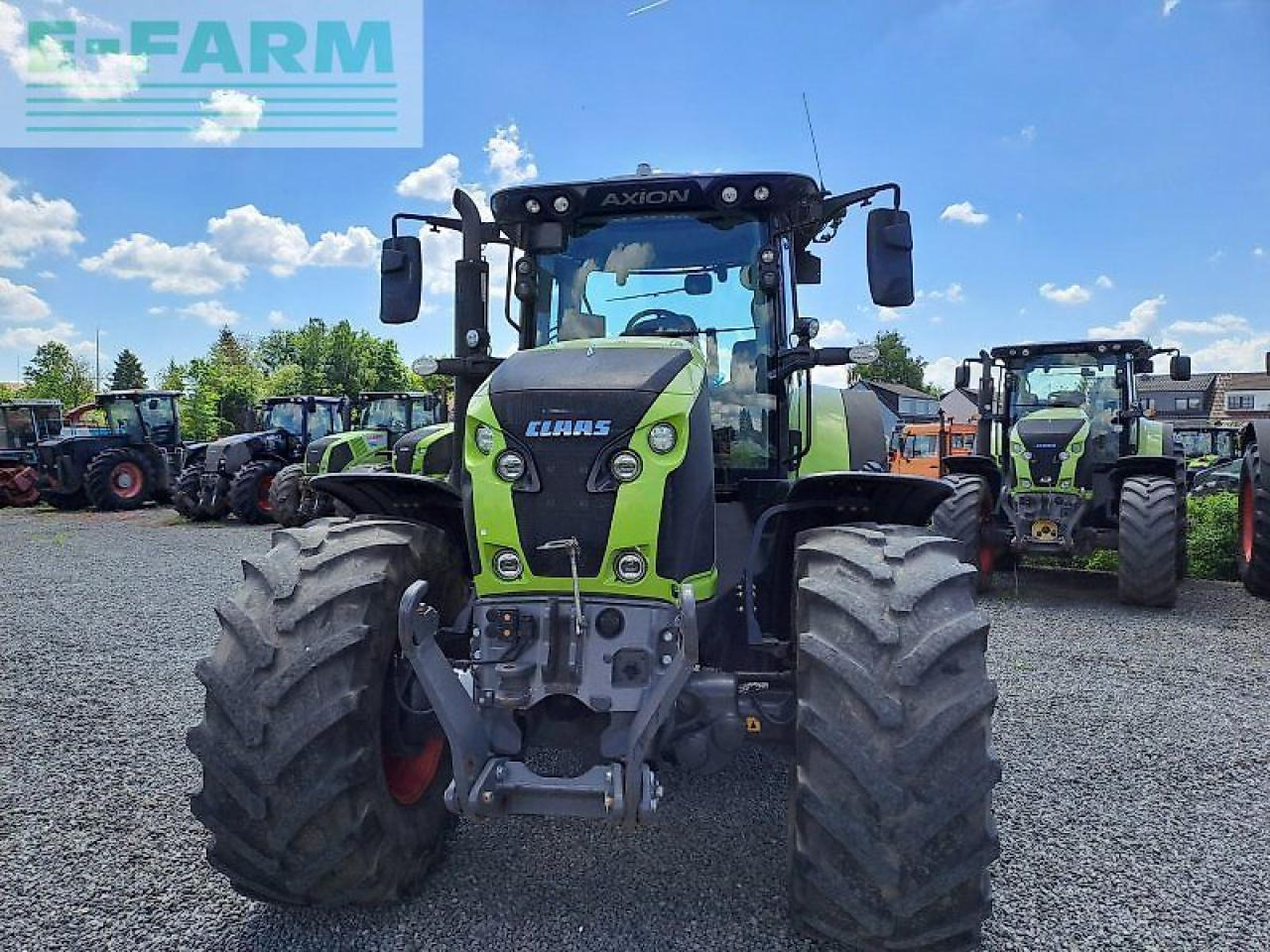 CLAAS axion 870 c-matic - Tracteur agricole: photos 2 CLAAS axion 870 c-matic - Tracteur agricole: photos 2
