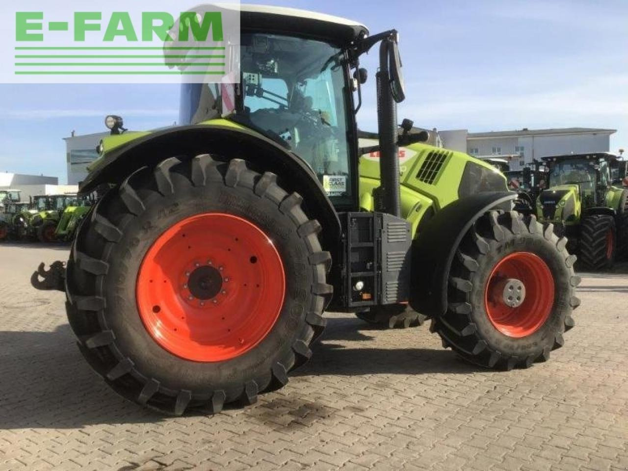CLAAS axion 870 cmatic CMATIC - Tracteur agricole: photos 4 CLAAS axion 870 cmatic CMATIC - Tracteur agricole: photos 4