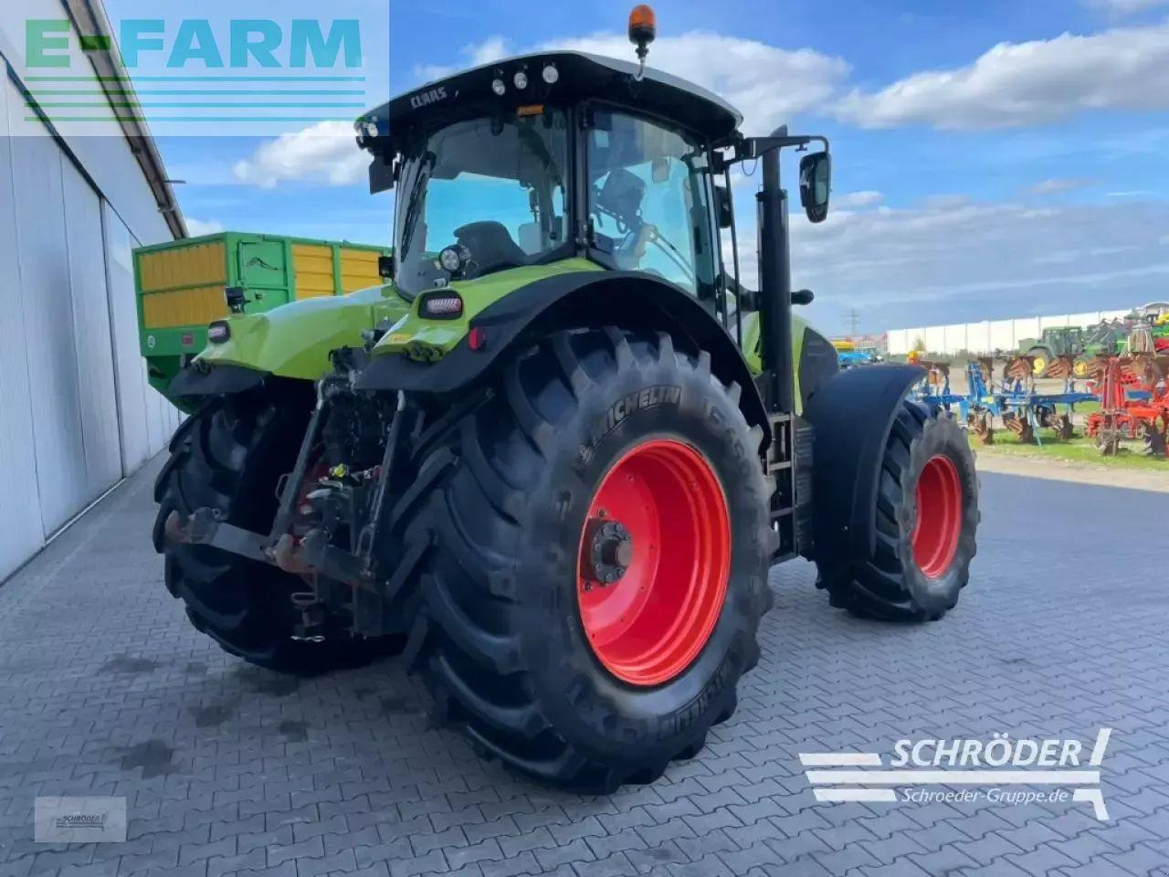 CLAAS axion 870 cmatic rtk CMATIC - Tracteur agricole: photos 3 CLAAS axion 870 cmatic rtk CMATIC - Tracteur agricole: photos 3