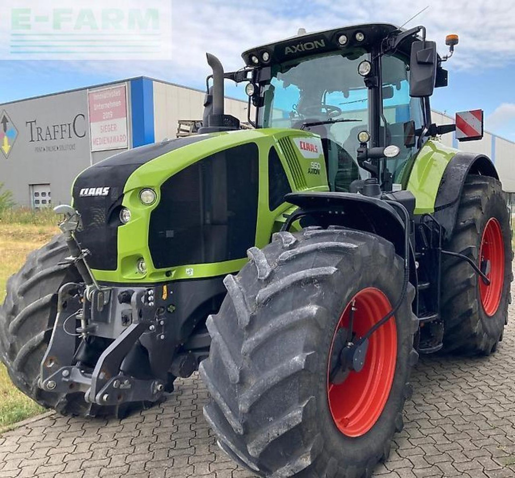 CLAAS axion 950 cmatic - Tracteur agricole: photos 5 CLAAS axion 950 cmatic - Tracteur agricole: photos 5