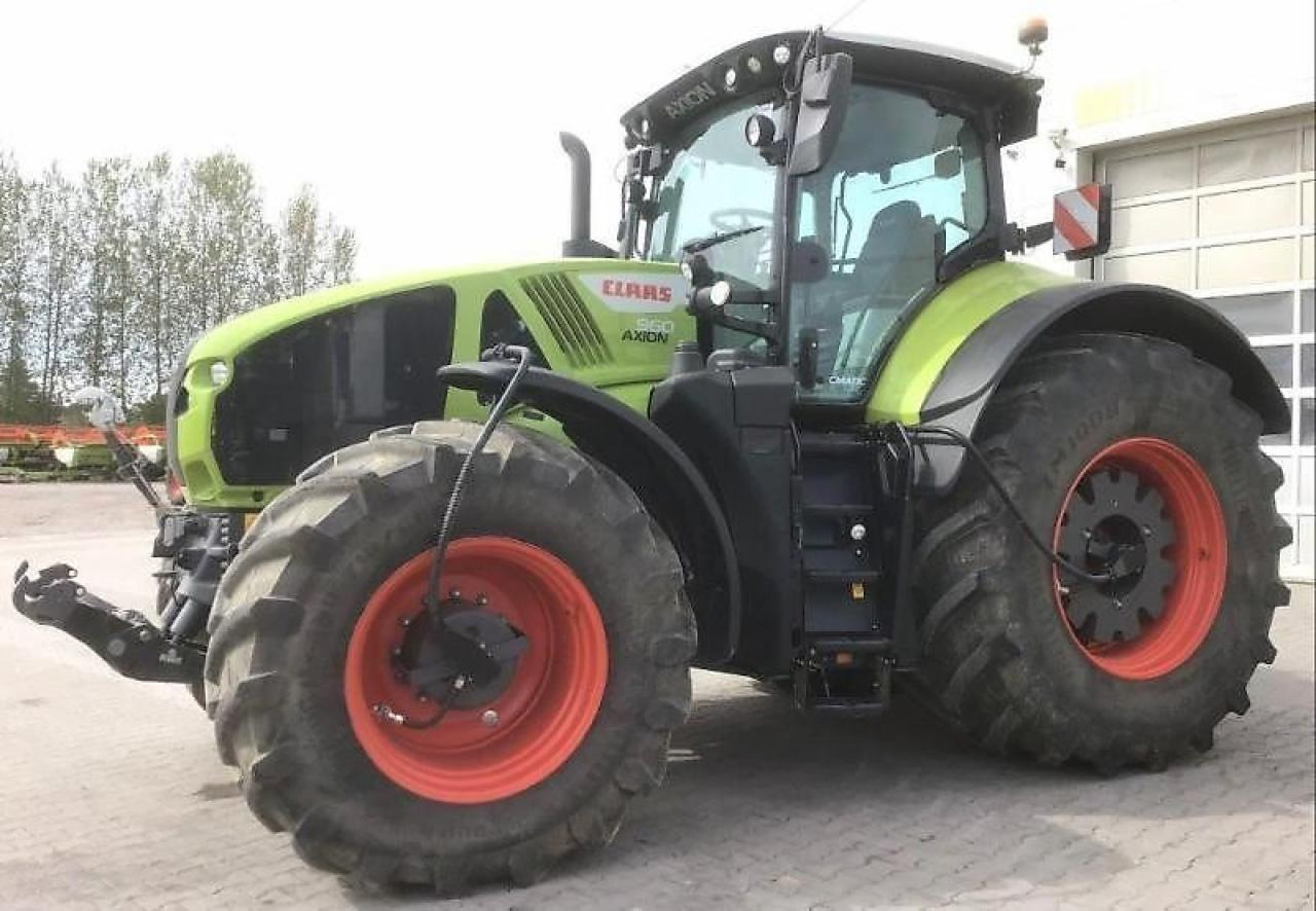 CLAAS axion 960 stage v - Tracteur agricole: photos 1 CLAAS axion 960 stage v - Tracteur agricole: photos 1