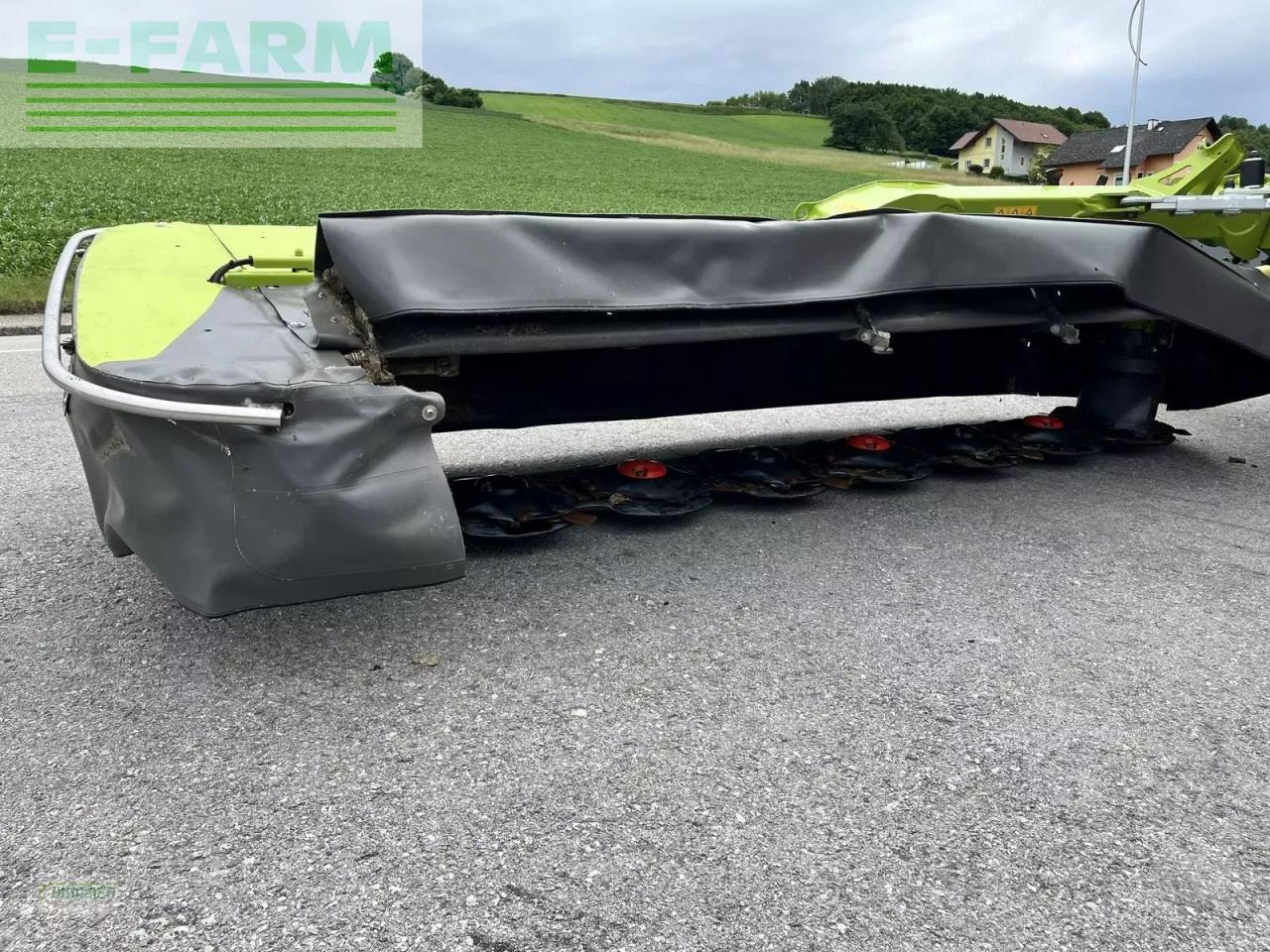 Faucheuse CLAAS disco 9300 trend - heckmähwerk 9,1m (butterfly): photos 9 Faucheuse CLAAS disco 9300 trend - heckmähwerk 9,1m (butterfly): photos 9
