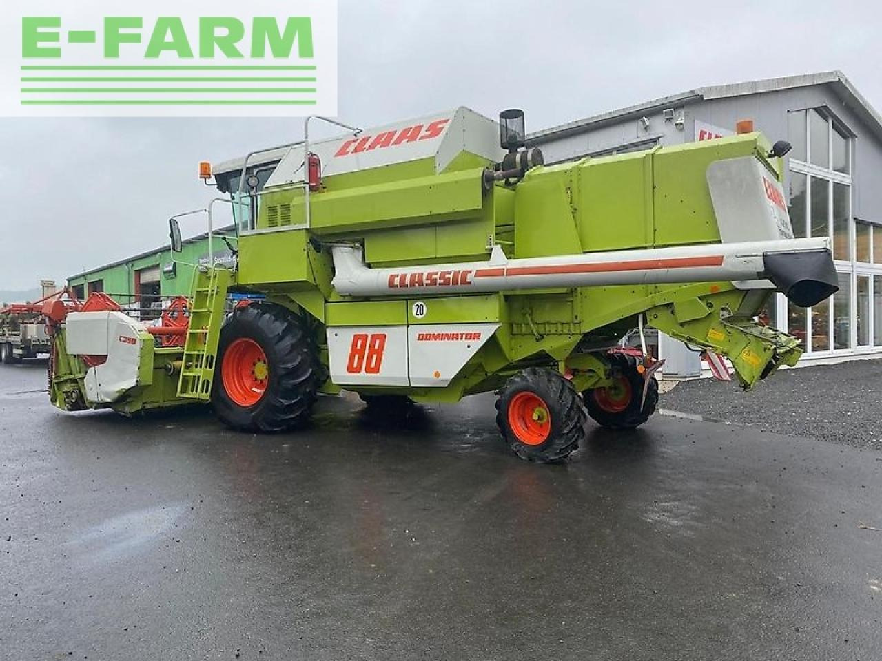 CLAAS dominator 88 - Moissonneuse-batteuse: photos 3 CLAAS dominator 88 - Moissonneuse-batteuse: photos 3