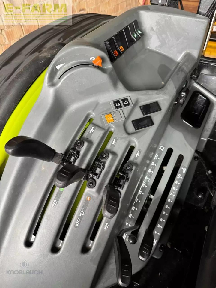 CLAAS elios 210 - Tracteur agricole: photos 5 CLAAS elios 210 - Tracteur agricole: photos 5
