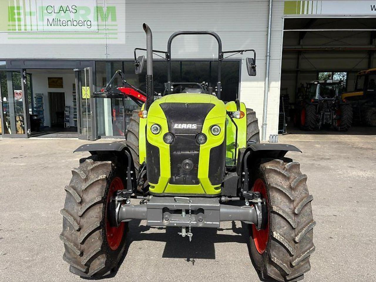 CLAAS elios 210 plattform - Tracteur agricole: photos 2 CLAAS elios 210 plattform - Tracteur agricole: photos 2