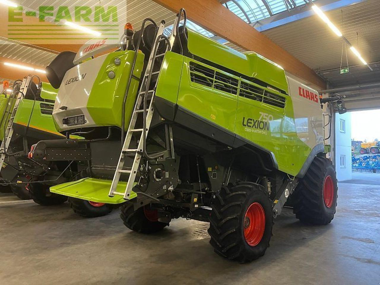 CLAAS lexion 750 - Moissonneuse-batteuse: photos 4 CLAAS lexion 750 - Moissonneuse-batteuse: photos 4