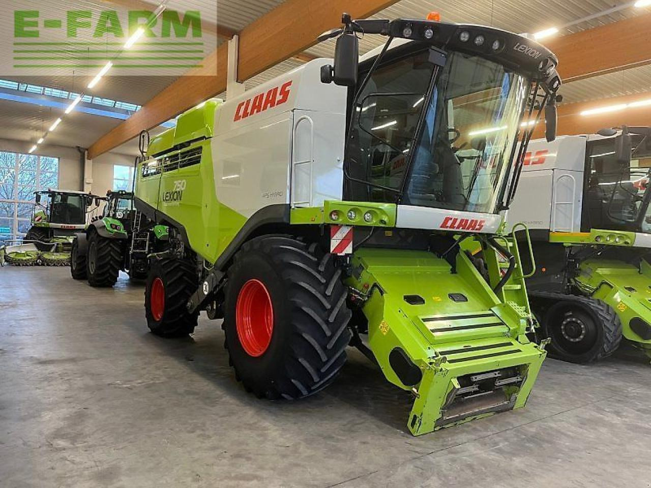 CLAAS lexion 750 - Moissonneuse-batteuse: photos 2 CLAAS lexion 750 - Moissonneuse-batteuse: photos 2