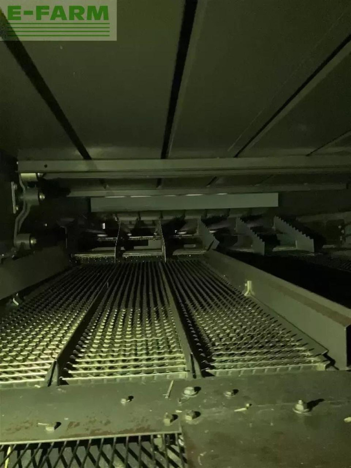 Moissonneuse-batteuse CLAAS lexion 760 4 wd: photos 10