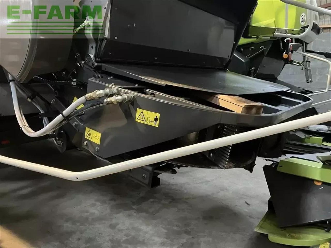 Moissonneuse-batteuse CLAAS lexion 760 4 wd: photos 12