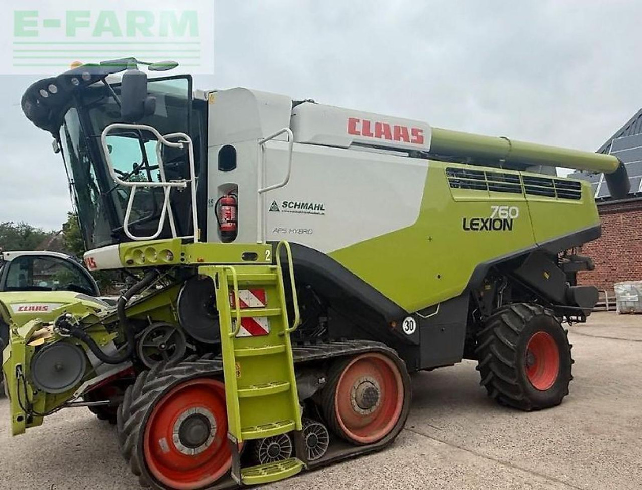 CLAAS lexion 760 tt - Moissonneuse-batteuse: photos 1 CLAAS lexion 760 tt - Moissonneuse-batteuse: photos 1