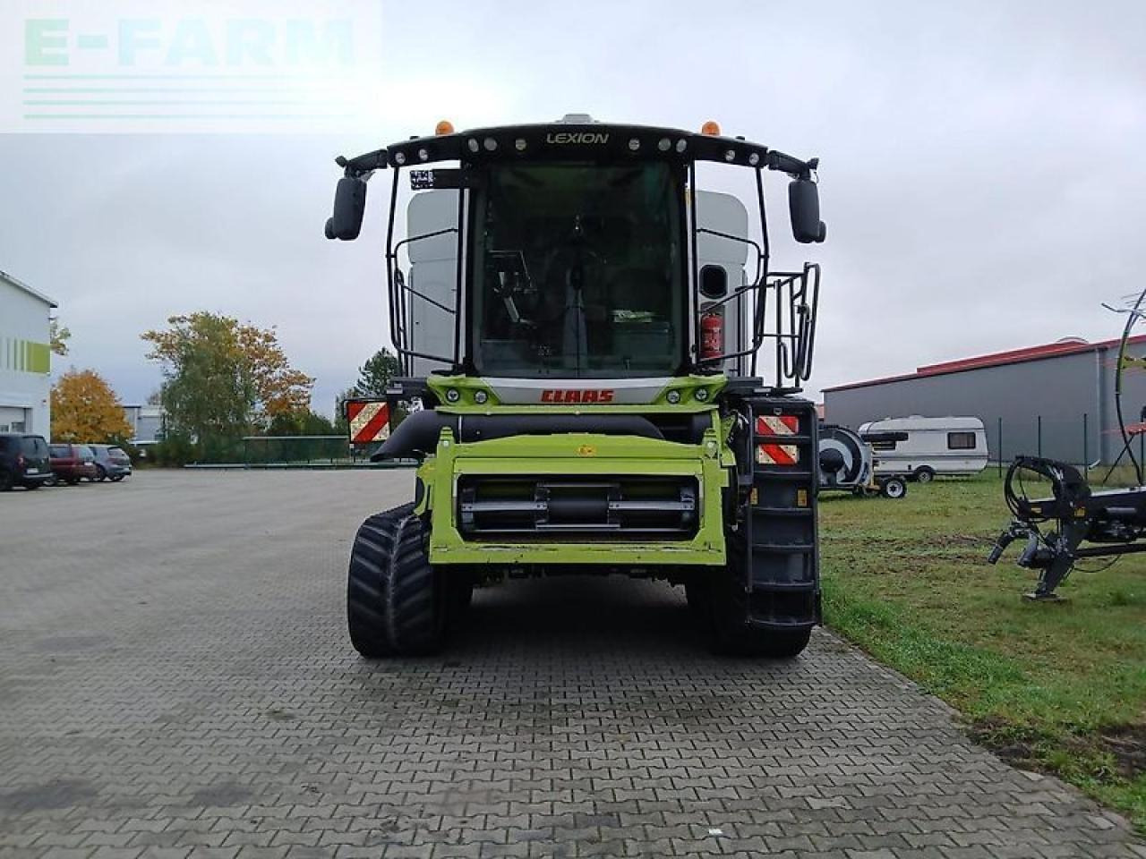 CLAAS lexion 8700 tt - Moissonneuse-batteuse: photos 2 CLAAS lexion 8700 tt - Moissonneuse-batteuse: photos 2