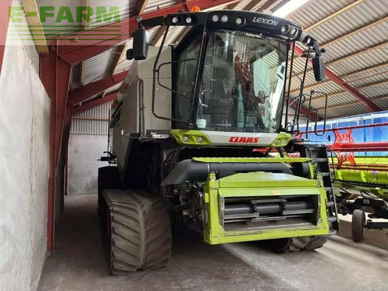 CLAAS lexion 8800 tt 4 wd - Moissonneuse-batteuse: photos 2 CLAAS lexion 8800 tt 4 wd - Moissonneuse-batteuse: photos 2