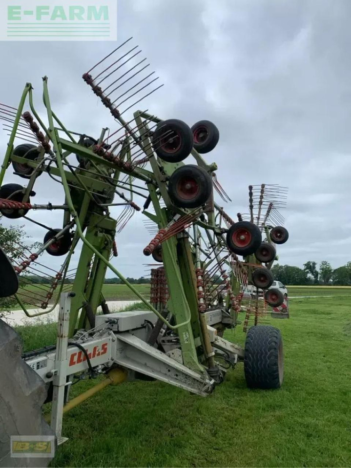 CLAAS liner 3000 - Faneuse: photos 5 CLAAS liner 3000 - Faneuse: photos 5