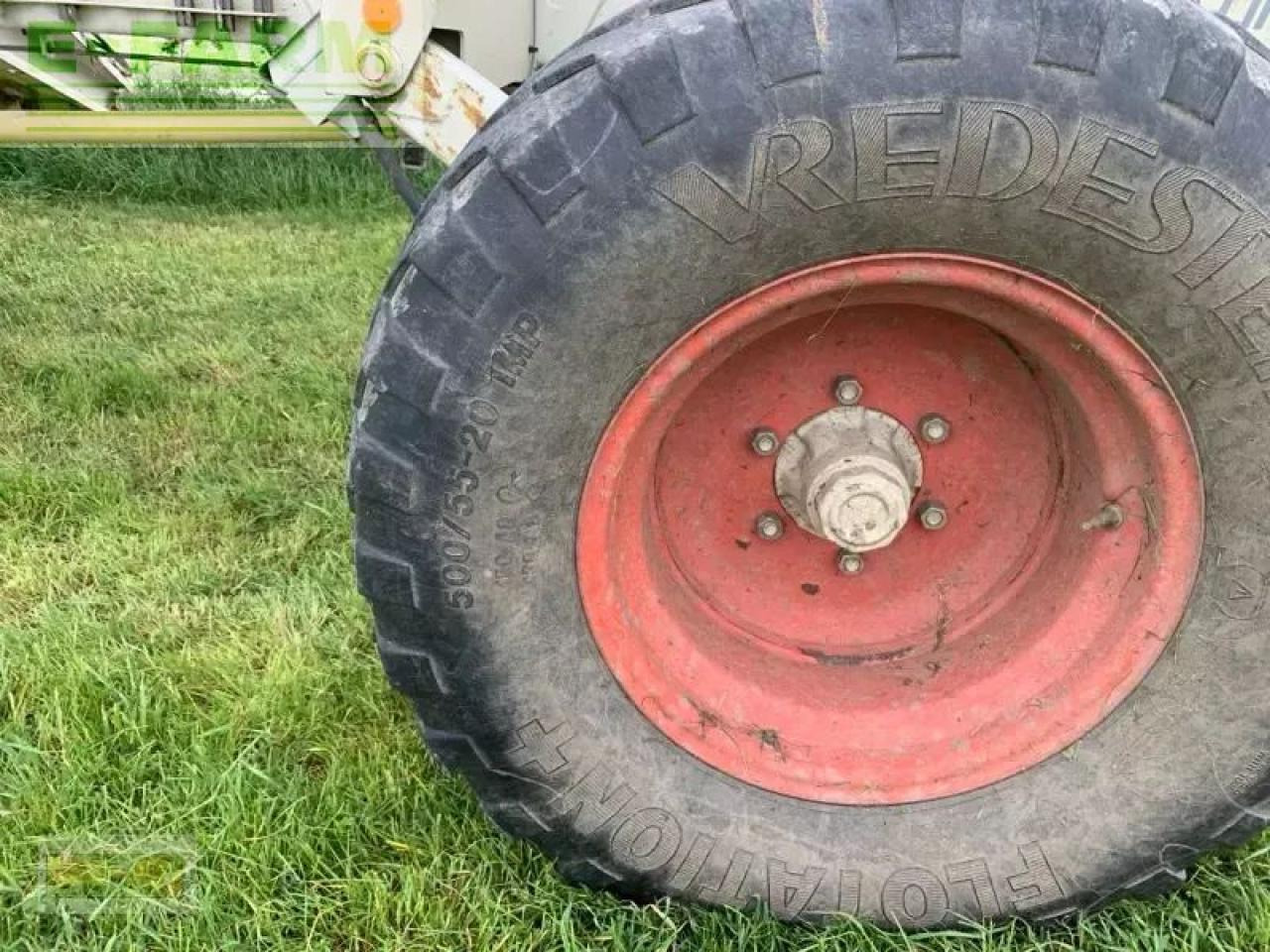 CLAAS liner 3000 - Faneuse: photos 2 CLAAS liner 3000 - Faneuse: photos 2