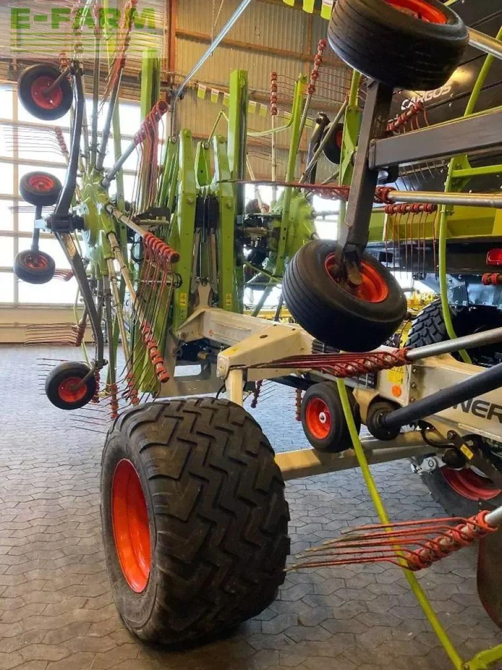 CLAAS liner 4000 hha - Faneuse: photos 5 CLAAS liner 4000 hha - Faneuse: photos 5