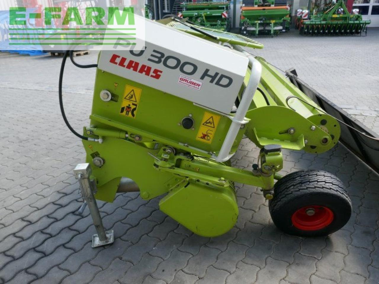 CLAAS pu 300 hd - Accessoire aux ensileuses: photos 2 CLAAS pu 300 hd - Accessoire aux ensileuses: photos 2