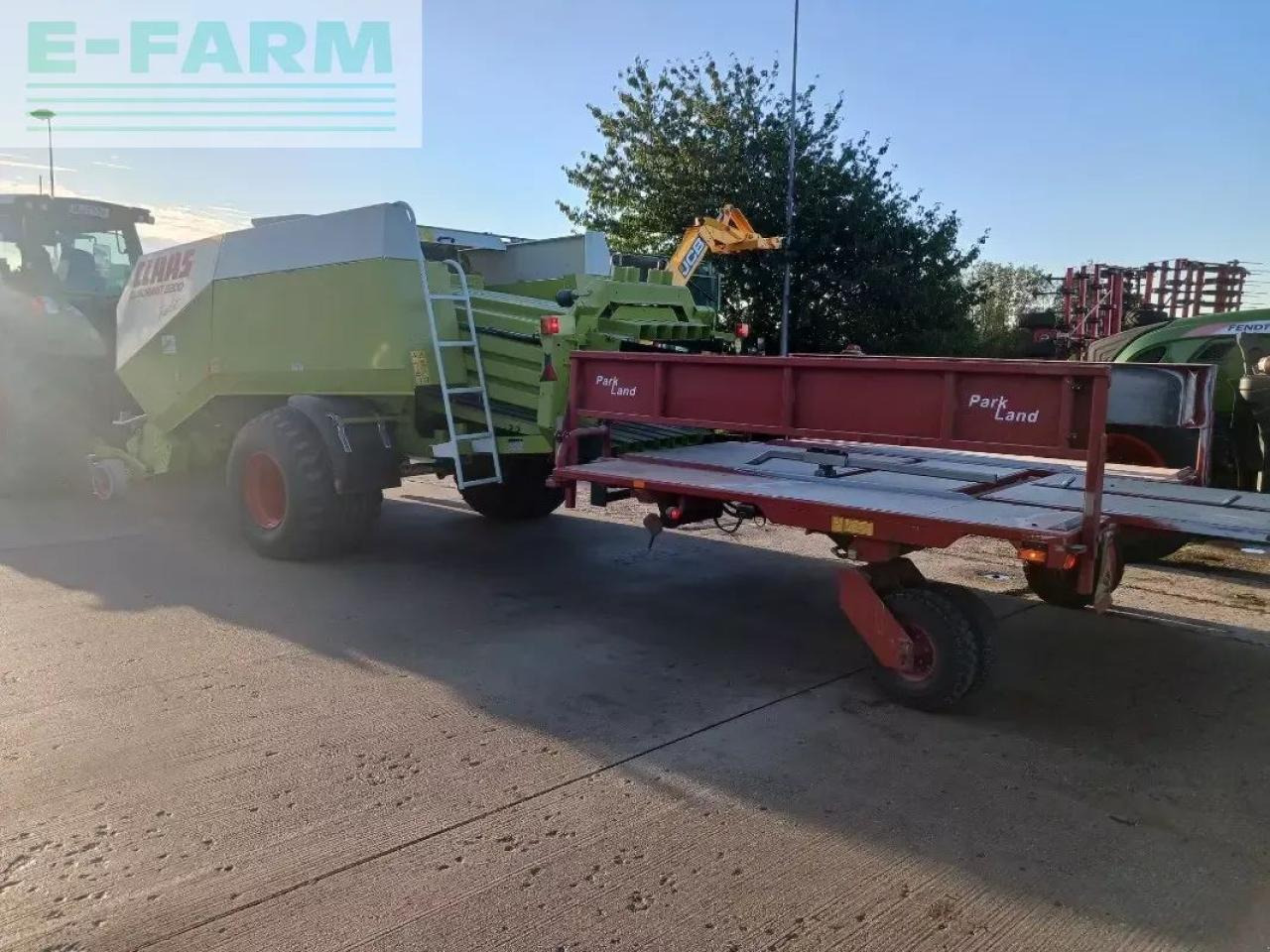 CLAAS quadrant 2200 - Presse à balles cubiques: photos 3 CLAAS quadrant 2200 - Presse à balles cubiques: photos 3
