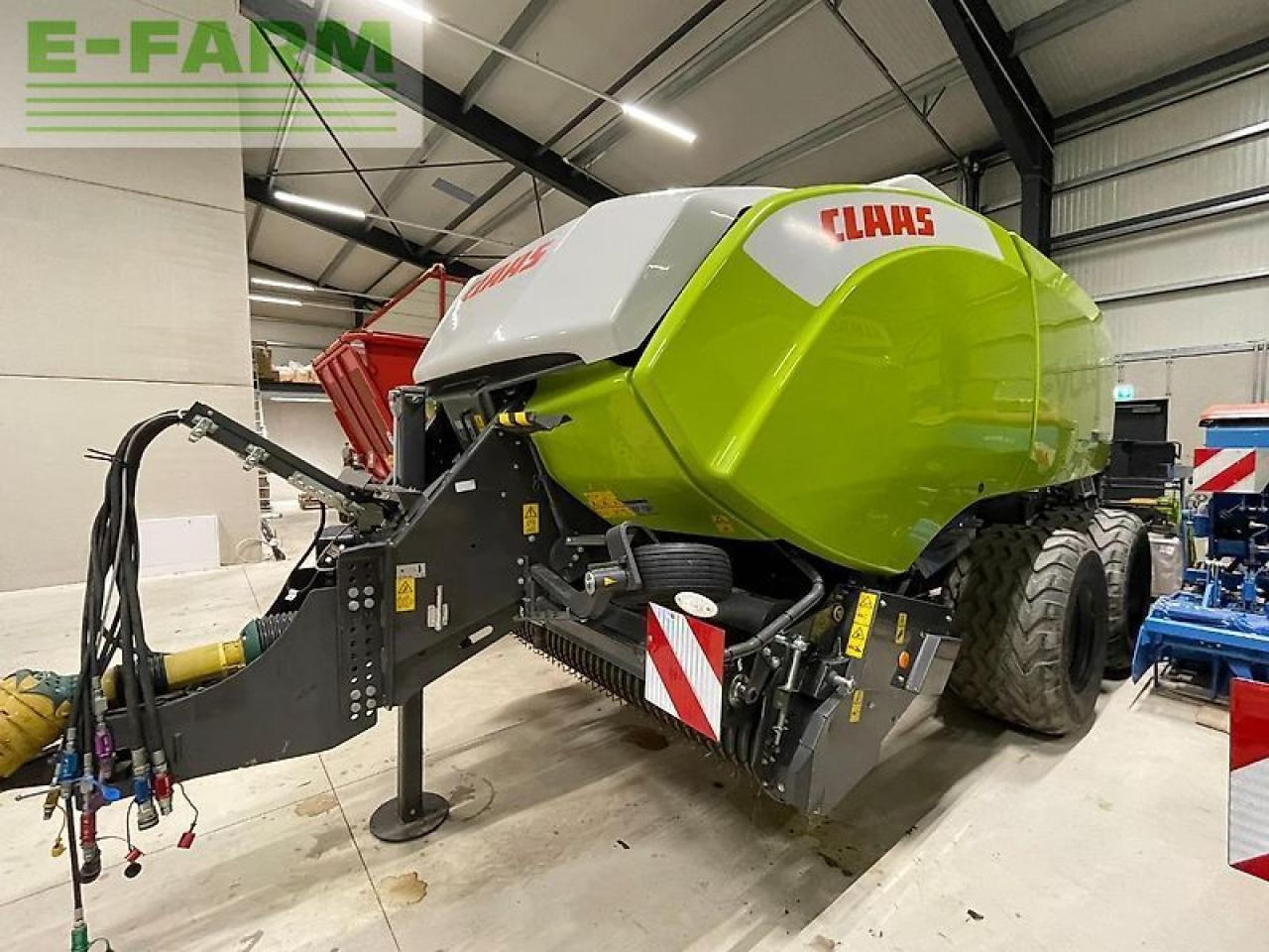 CLAAS quadrant 4200 evolution fine cut - Presse à balles cubiques: photos 5 CLAAS quadrant 4200 evolution fine cut - Presse à balles cubiques: photos 5