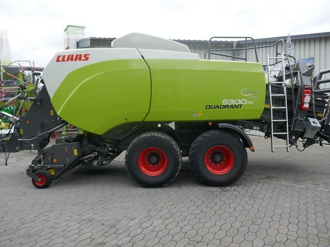 CLAAS quadrant 5300 fc t - Presse à balles cubiques: photos 5 CLAAS quadrant 5300 fc t - Presse à balles cubiques: photos 5