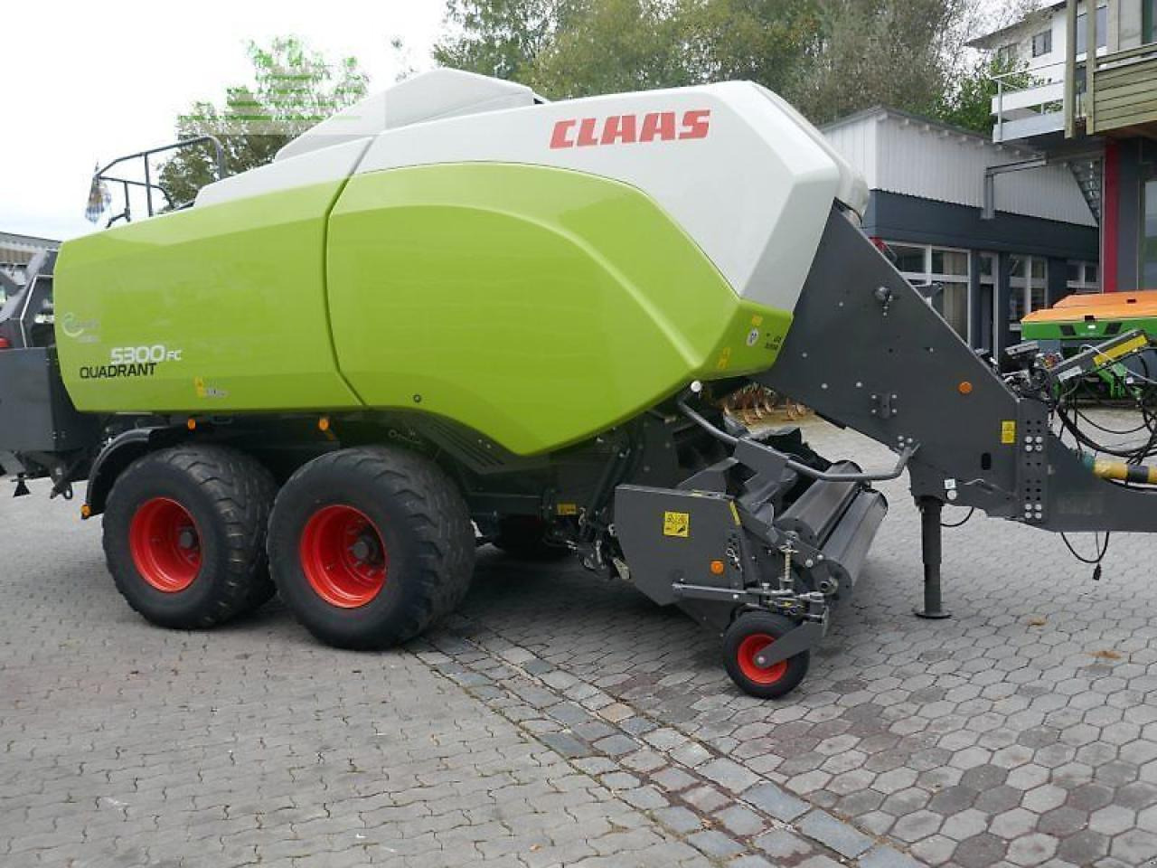 CLAAS quadrant 5300 fc t - Presse à balles cubiques: photos 4 CLAAS quadrant 5300 fc t - Presse à balles cubiques: photos 4