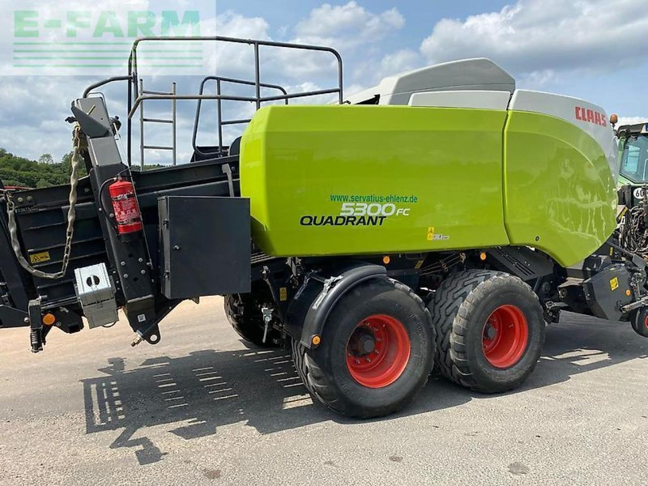 CLAAS quadrant 5300 fc tandem sofort einsatzbereit - Presse à balles cubiques: photos 1 CLAAS quadrant 5300 fc tandem sofort einsatzbereit - Presse à balles cubiques: photos 1