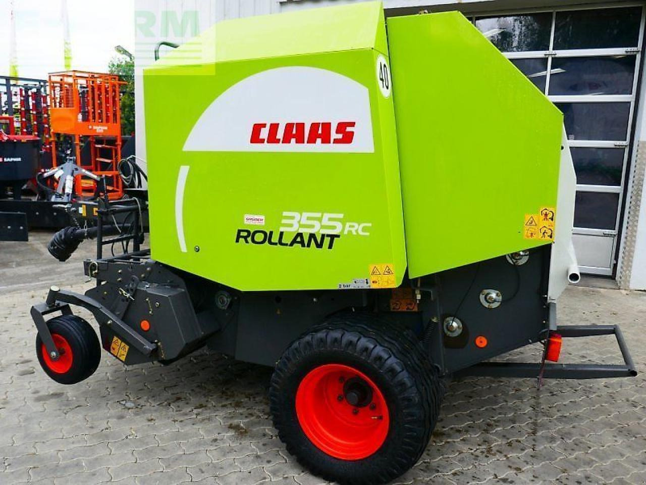 CLAAS rollant 355 rc - Presse à balles cubiques: photos 1 CLAAS rollant 355 rc - Presse à balles cubiques: photos 1