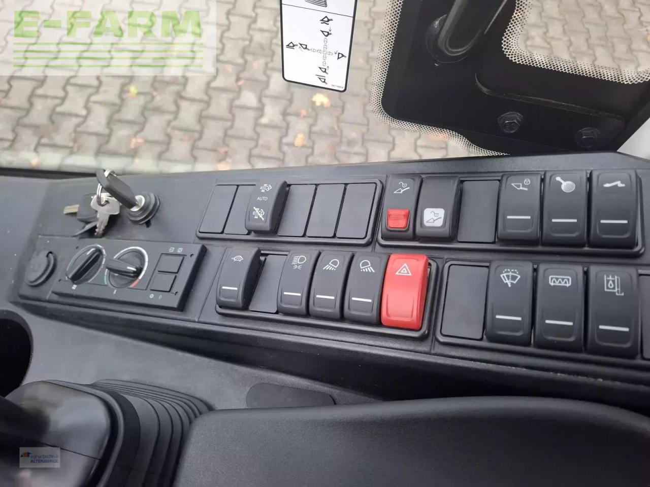 Mini pelle CLAAS torion 530: photos 12