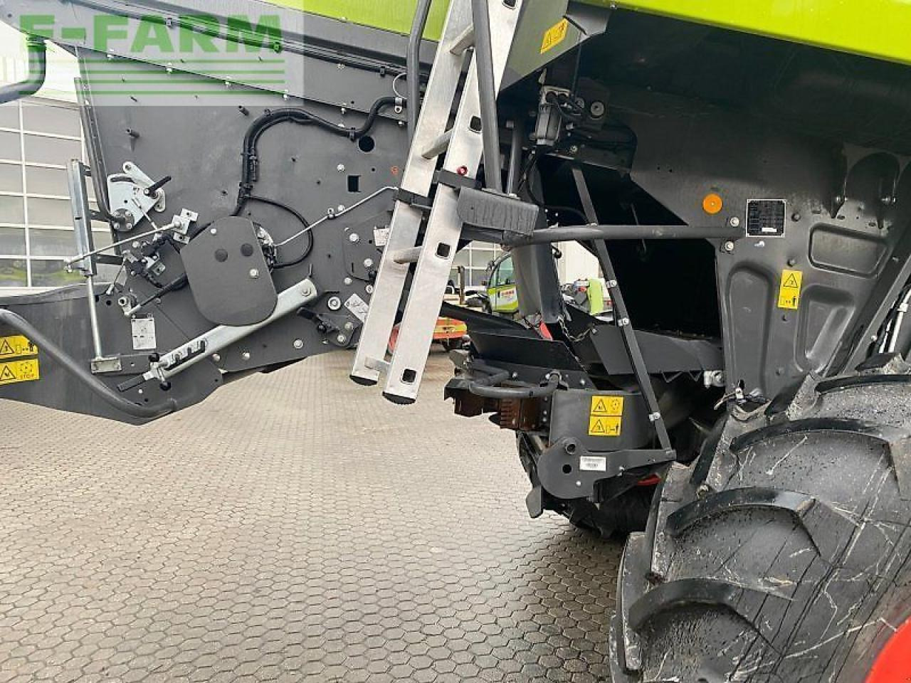 Moissonneuse-batteuse CLAAS trion 530: photos 9 Moissonneuse-batteuse CLAAS trion 530: photos 9