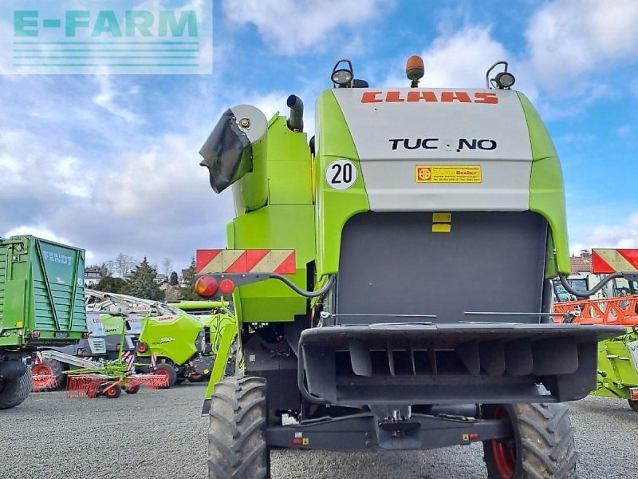 Moissonneuse-batteuse CLAAS tucano 430: photos 6 Moissonneuse-batteuse CLAAS tucano 430: photos 6