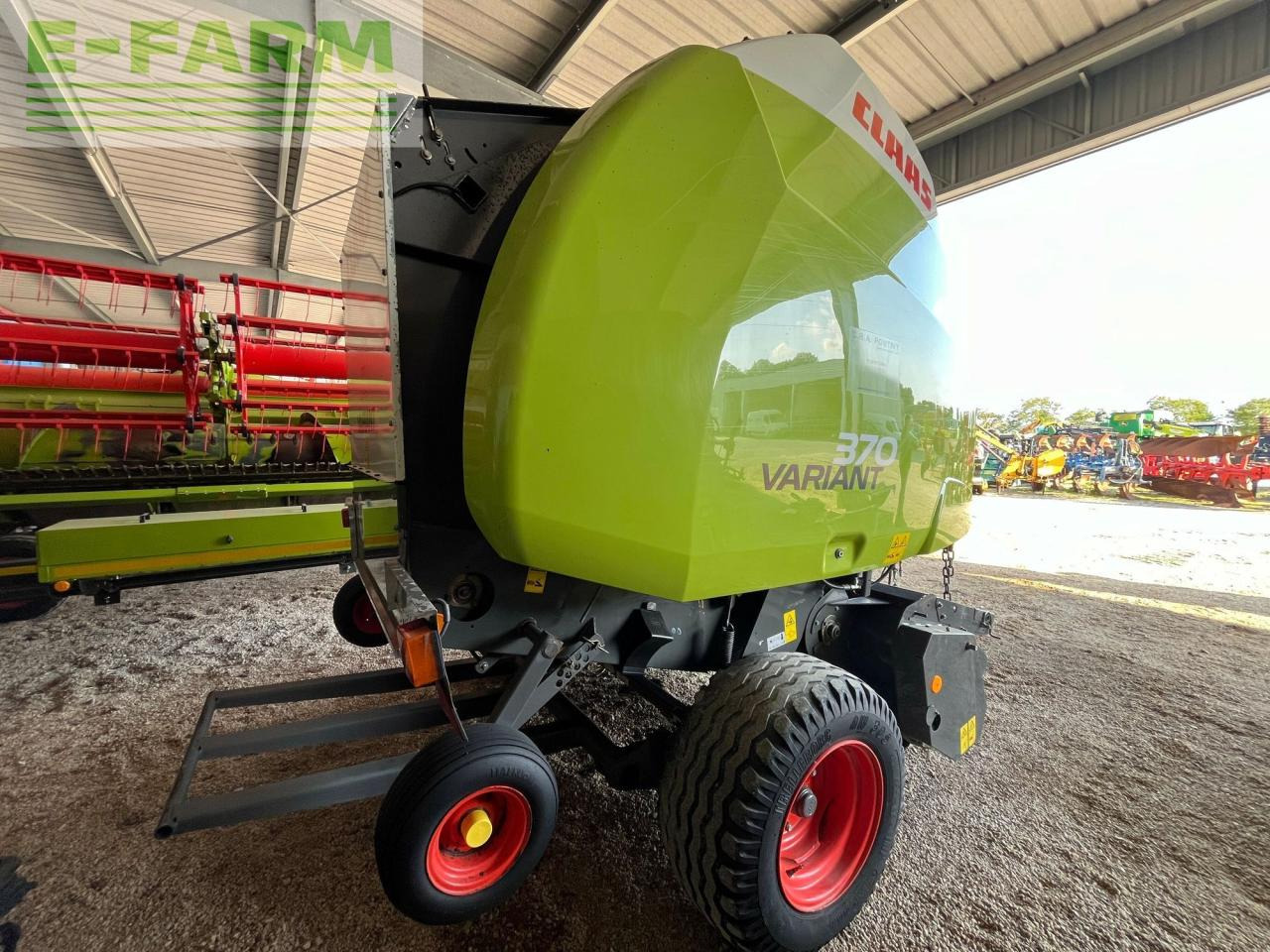 CLAAS variant 370 rf - Presse à balles cubiques: photos 3 CLAAS variant 370 rf - Presse à balles cubiques: photos 3