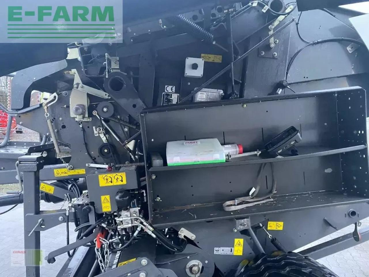 CLAAS variant 385 rc pro (inkl. 1 satz neuen endlosriemen) - Presse à balles cubiques: photos 4 CLAAS variant 385 rc pro (inkl. 1 satz neuen endlosriemen) - Presse à balles cubiques: photos 4