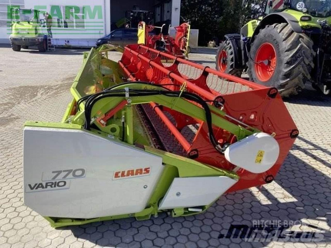 CLAAS vario 770 + transportwagen neu - Accessoire aux ensileuses: photos 1 CLAAS vario 770 + transportwagen neu - Accessoire aux ensileuses: photos 1