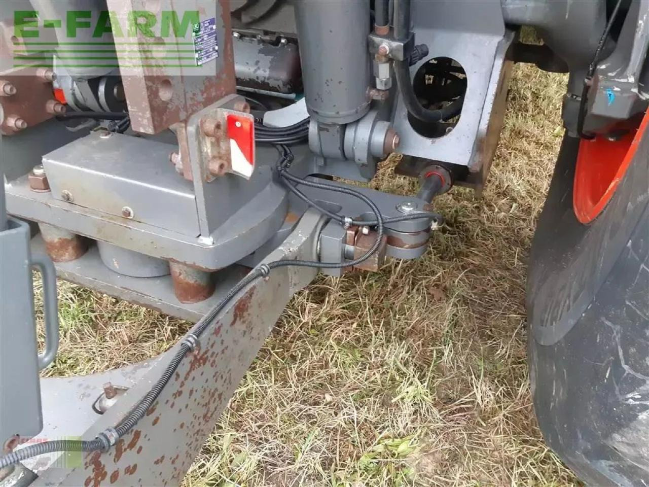 Pulvé automoteur CLAAS xerion 4000 saddle trac SADDLE TRAC: photos 14