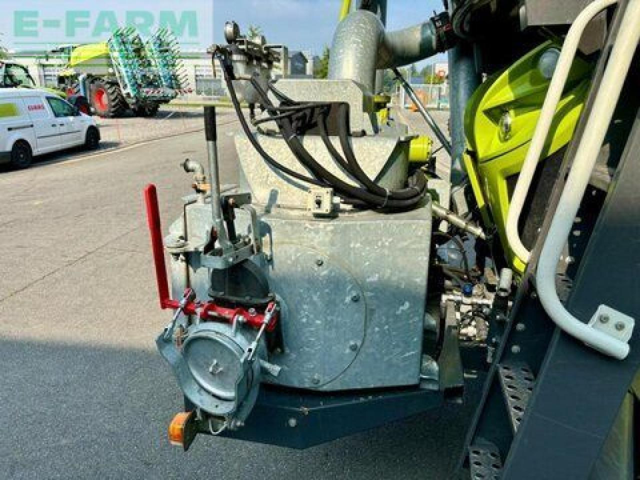 Tracteur agricole CLAAS xerion 4000 saddle trac, zunhammer acx 16 cbm SADDLE TRAC: photos 9
