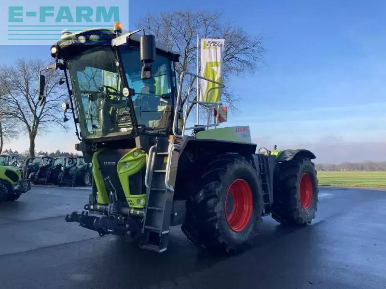 CLAAS xerion 4200 saddle trac SADDLE TRAC - Tracteur agricole: photos 1 CLAAS xerion 4200 saddle trac SADDLE TRAC - Tracteur agricole: photos 1
