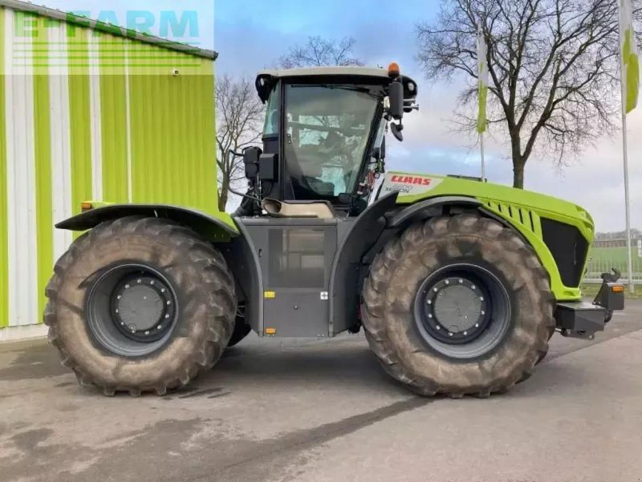 CLAAS xerion 4200 trac vc TRAC VC - Tracteur agricole: photos 4 CLAAS xerion 4200 trac vc TRAC VC - Tracteur agricole: photos 4