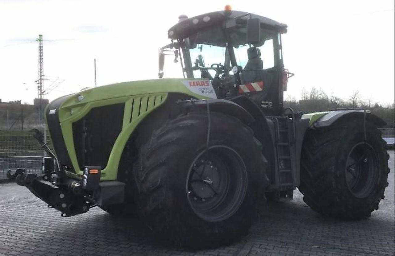 CLAAS xerion 5000 trac vc TRAC VC - Tracteur agricole: photos 1 CLAAS xerion 5000 trac vc TRAC VC - Tracteur agricole: photos 1