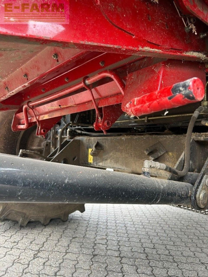 Case-IH 9120 - Moissonneuse-batteuse: photos 4 Case-IH 9120 - Moissonneuse-batteuse: photos 4