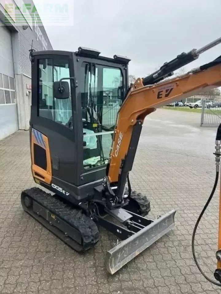 Case-IH cx 25 ev - Mini pelle: photos 3 Case-IH cx 25 ev - Mini pelle: photos 3