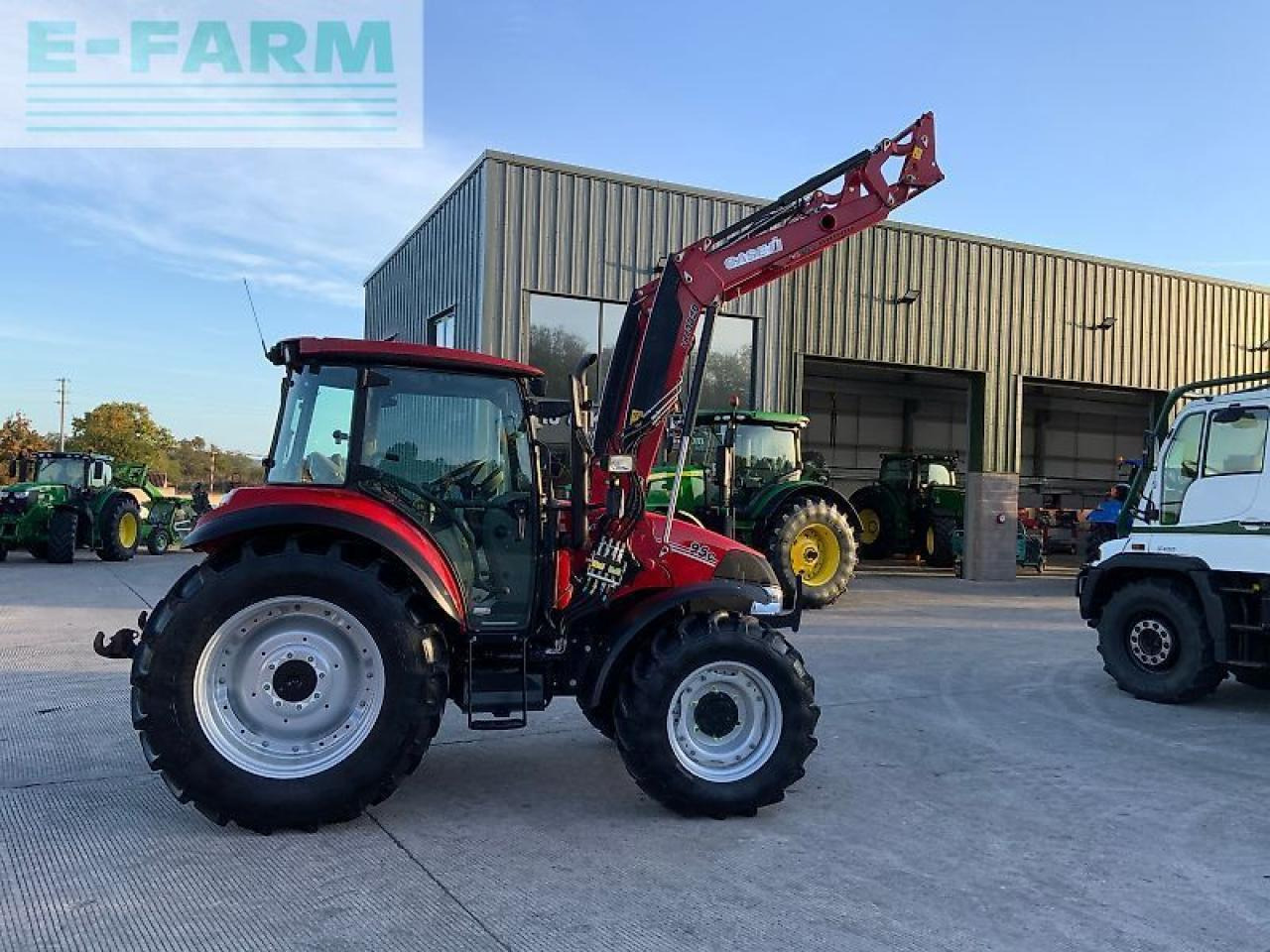 Case-IH farmall 95c tractor (st24629) - Tracteur agricole: photos 1 Case-IH farmall 95c tractor (st24629) - Tracteur agricole: photos 1