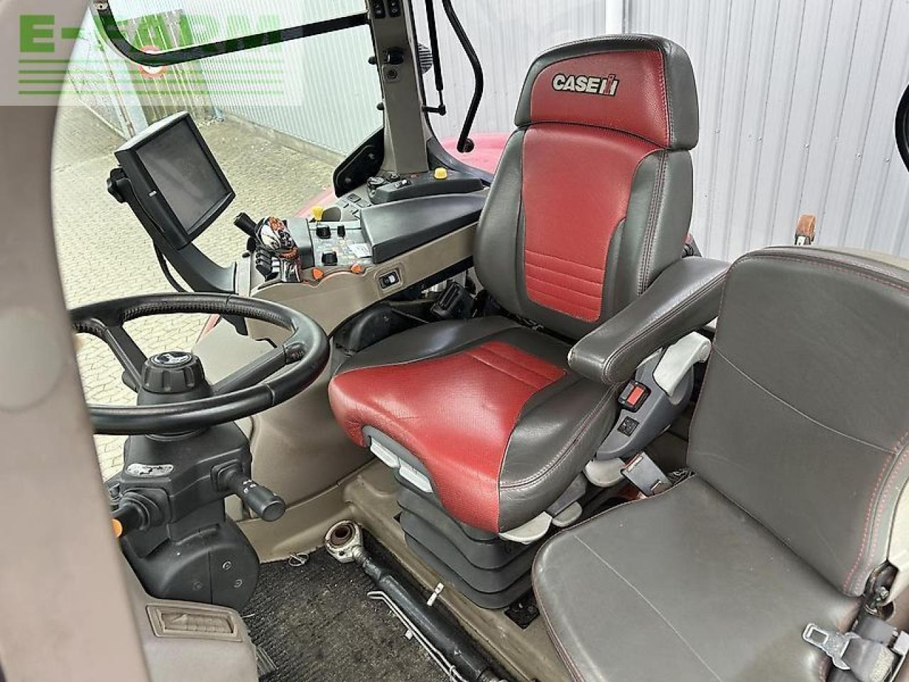 Case-IH optum 300 cvx CVX - Tracteur agricole: photos 3 Case-IH optum 300 cvx CVX - Tracteur agricole: photos 3