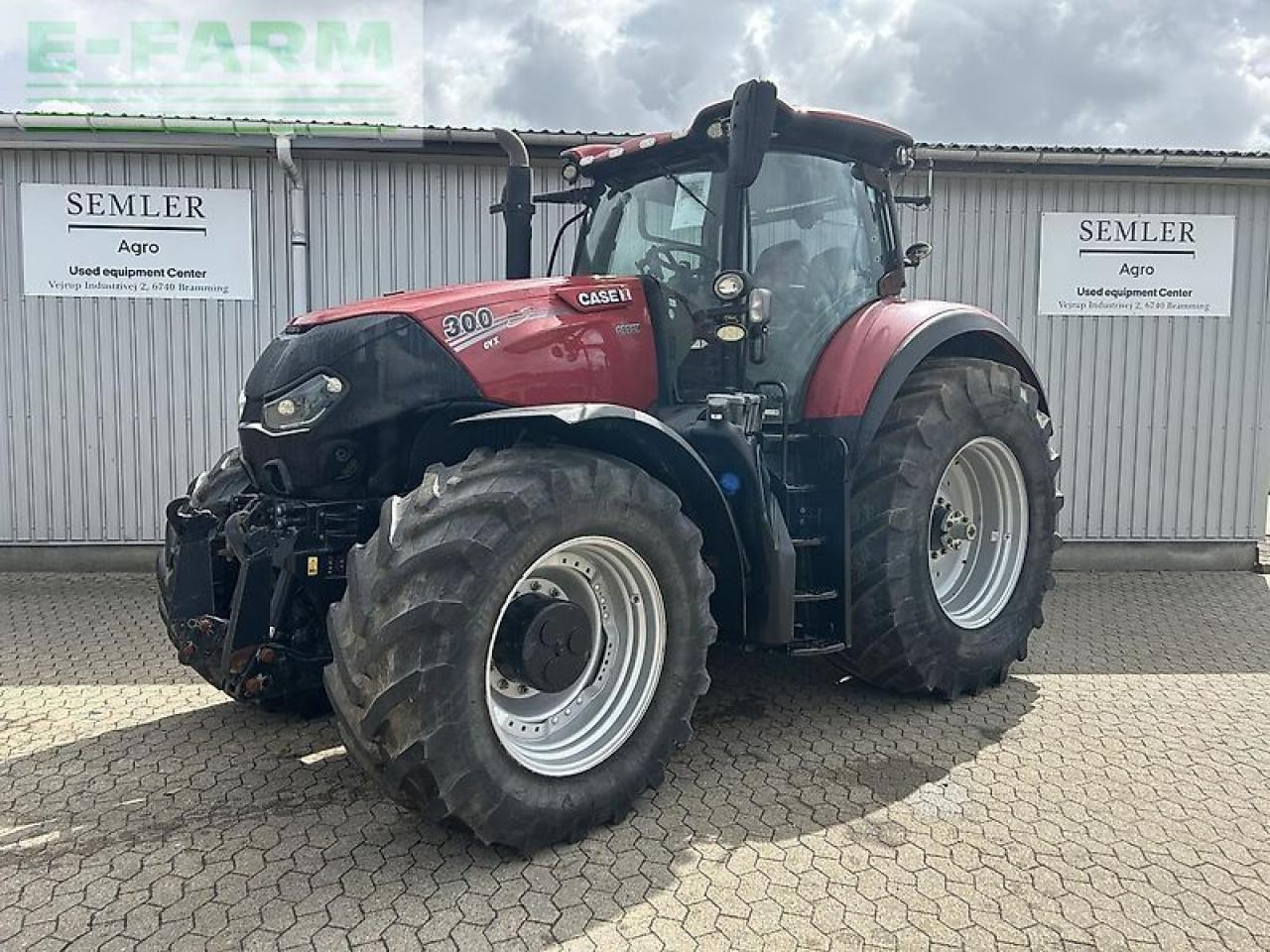 Case-IH optum 300 cvx CVX - Tracteur agricole: photos 1 Case-IH optum 300 cvx CVX - Tracteur agricole: photos 1