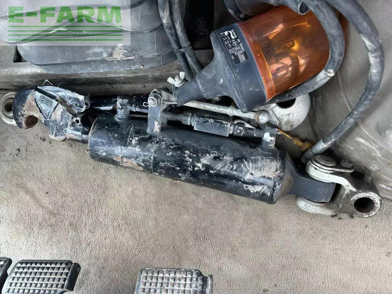 Case-IH puma 240 cvx CVX - Tracteur agricole: photos 4 Case-IH puma 240 cvx CVX - Tracteur agricole: photos 4