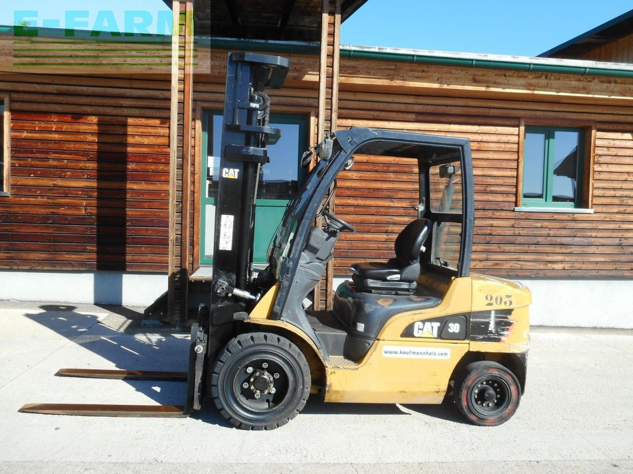 Caterpillar dp30n triplex 5,97 meter + ss + ls + halbkab. - Chariot élévateur: photos 1 Caterpillar dp30n triplex 5,97 meter + ss + ls + halbkab. - Chariot élévateur: photos 1
